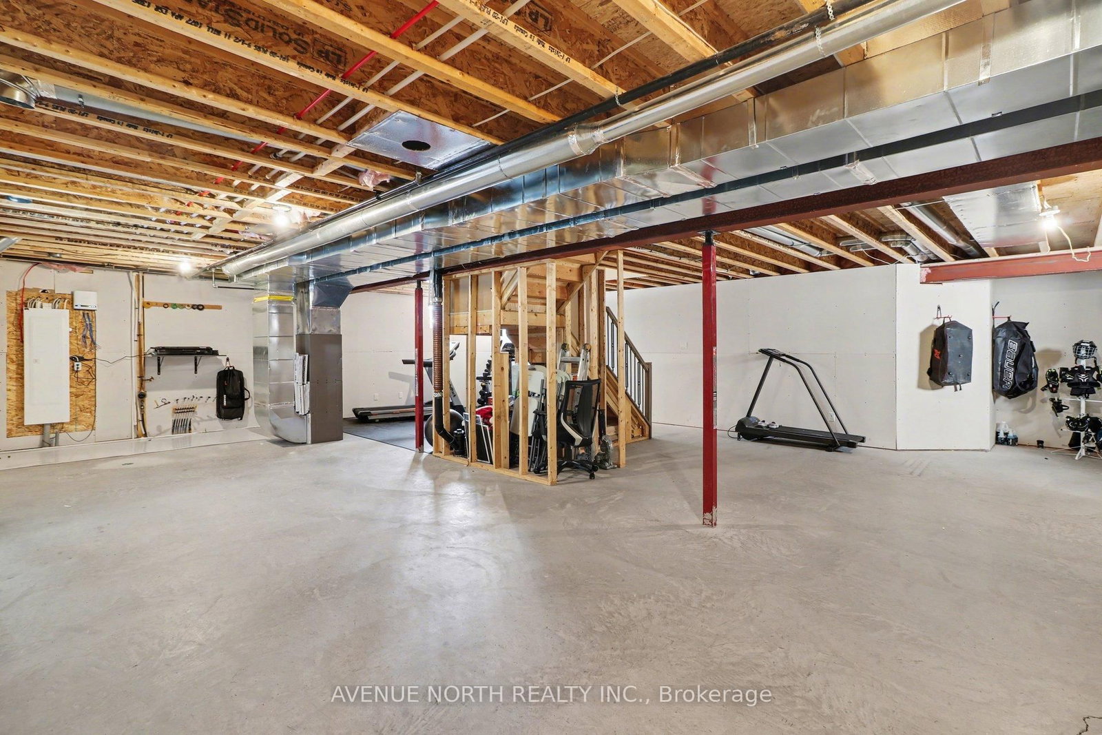 Detached House for sale at 668 Geneva Crescent, Russell, Ontario, K0A 1W0 - Embrun - MLS: X12980784