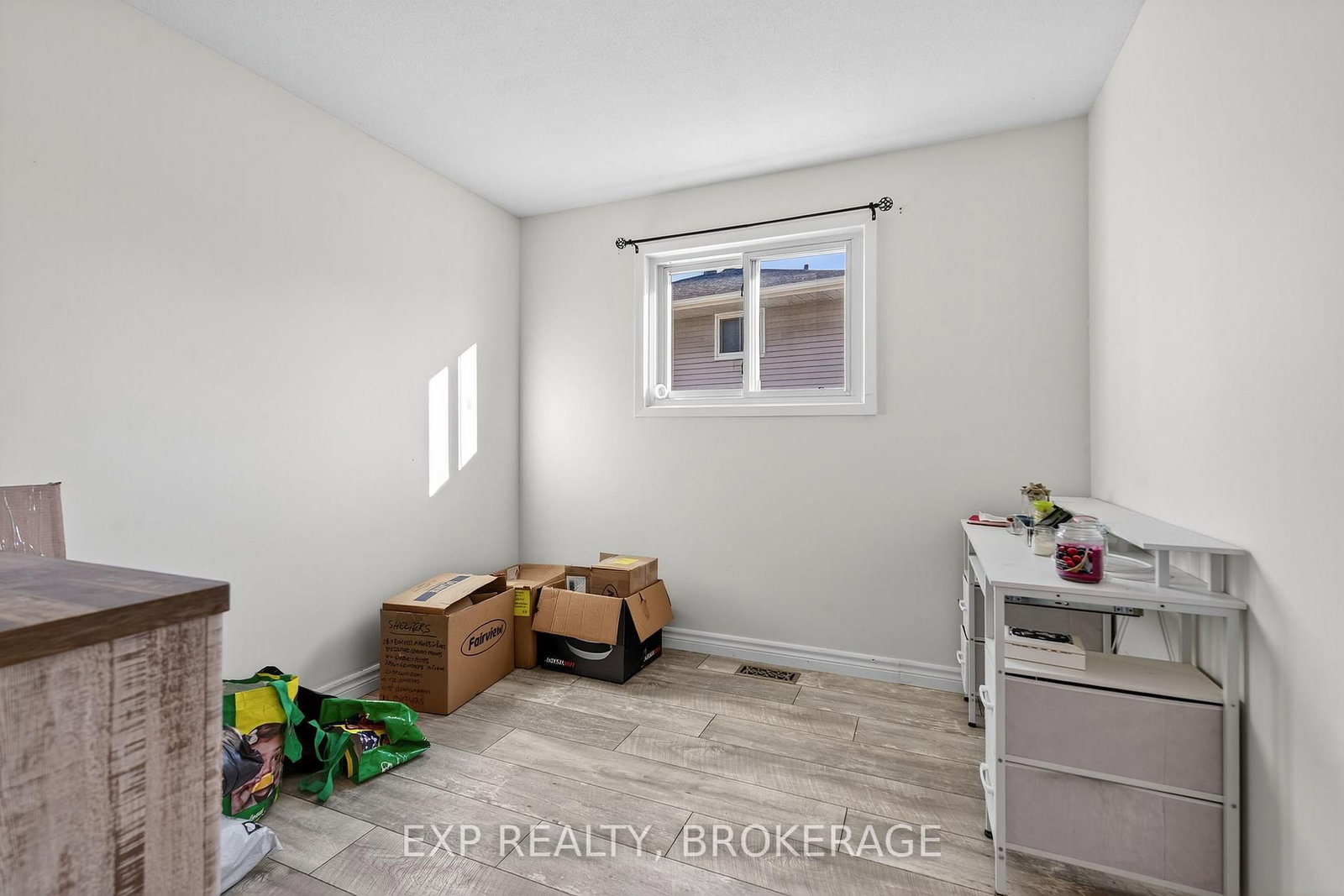 753 RIDLEY Drive • Kingston, ON photo 15