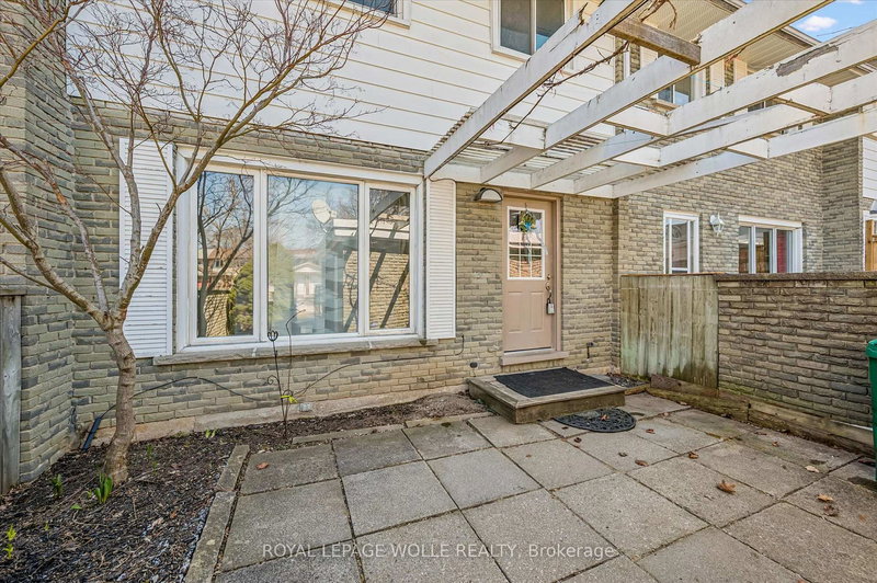 55 Ralgreen Cres, Kitchener, N2M 1V1 | Image 3