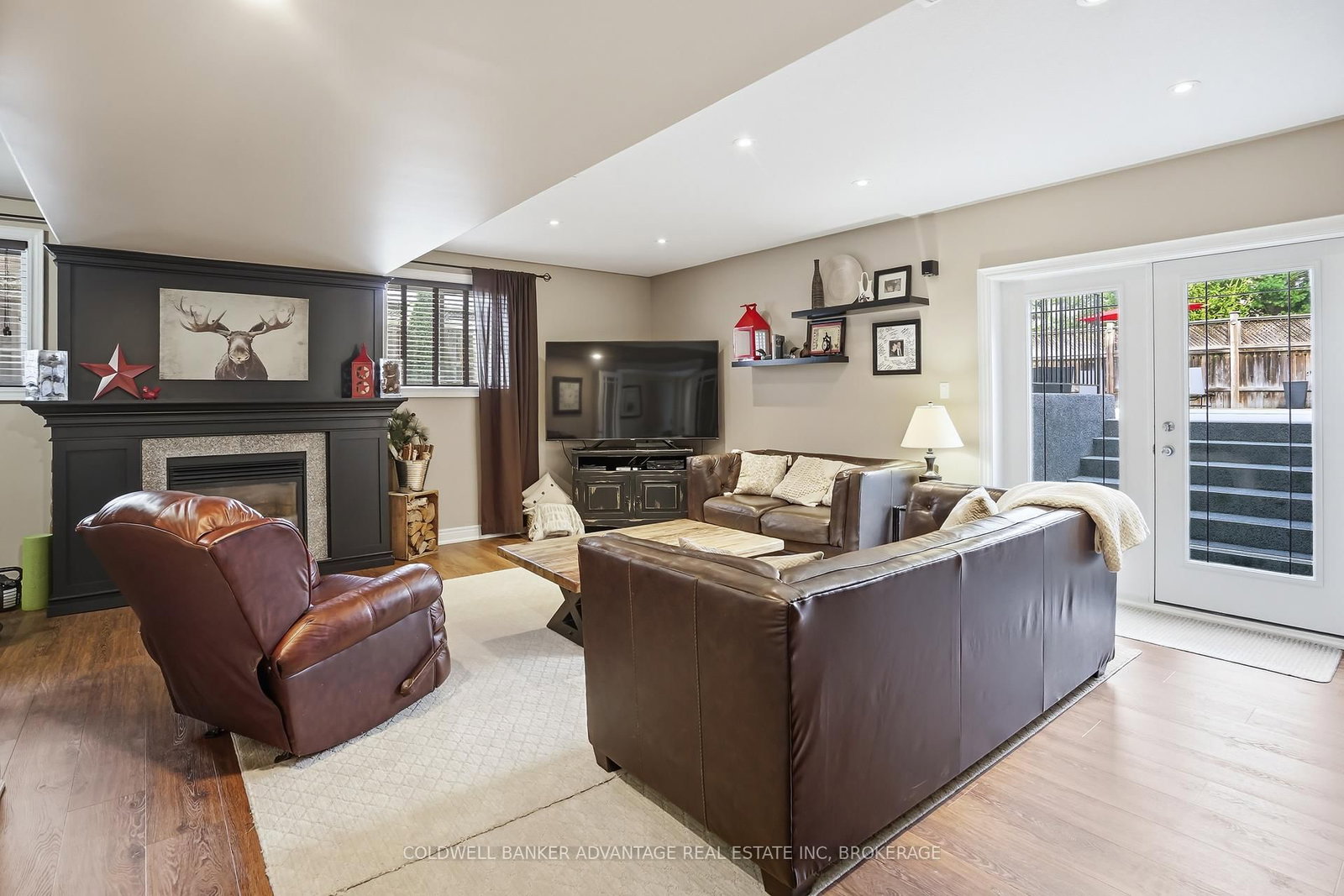 Detached House for sale at 9 Bacon Lane, Pelham, Ontario, L3E 0P5 - Fonthill - MLS: X12980868