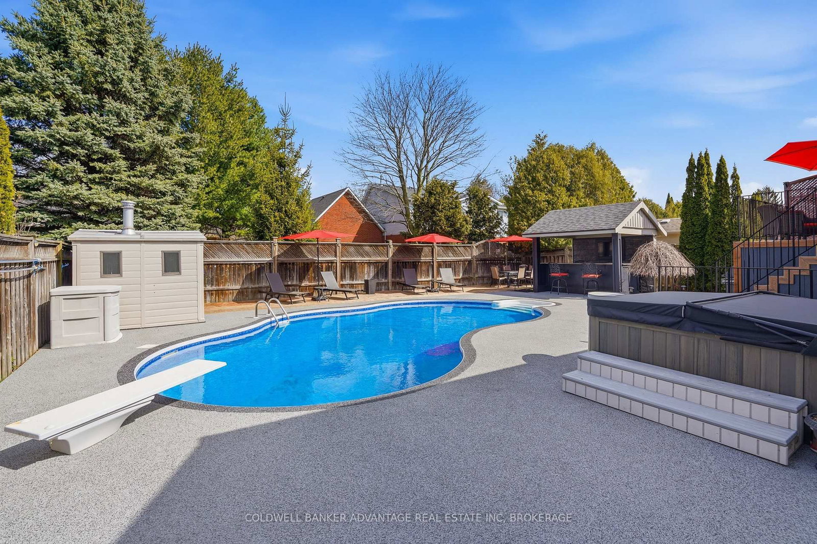 Detached House for sale at 9 Bacon Lane, Pelham, Ontario, L3E 0P5 - Fonthill - MLS: X12980868