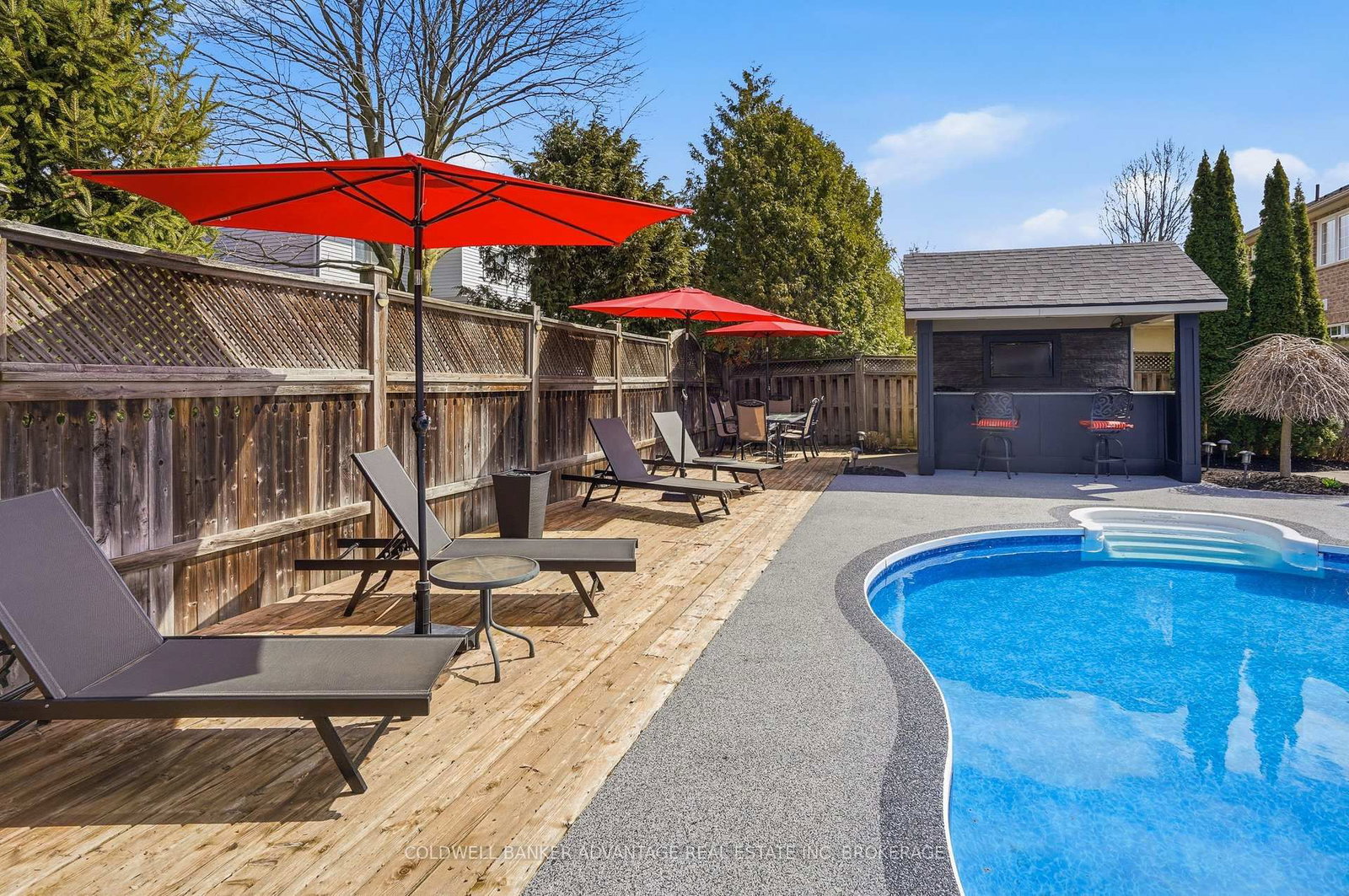 Detached House for sale at 9 Bacon Lane, Pelham, Ontario, L3E 0P5 - Fonthill - MLS: X12980868