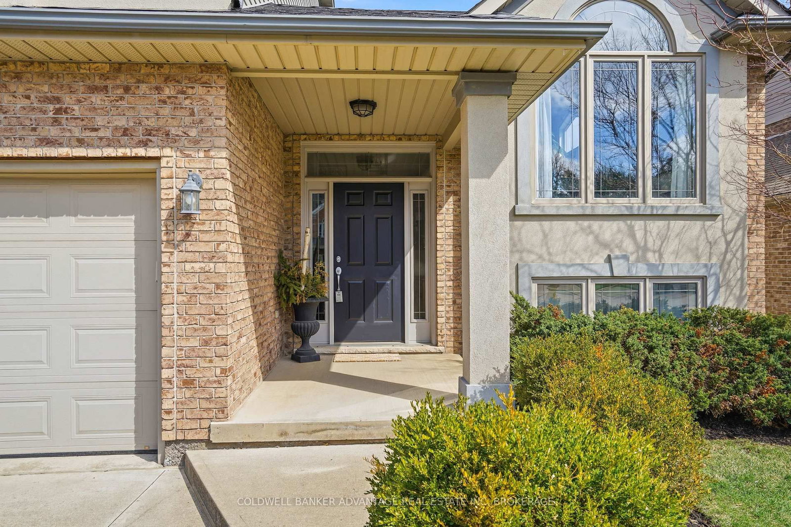 Detached House for sale at 9 Bacon Lane, Pelham, Ontario, L3E 0P5 - Fonthill - MLS: X12980868