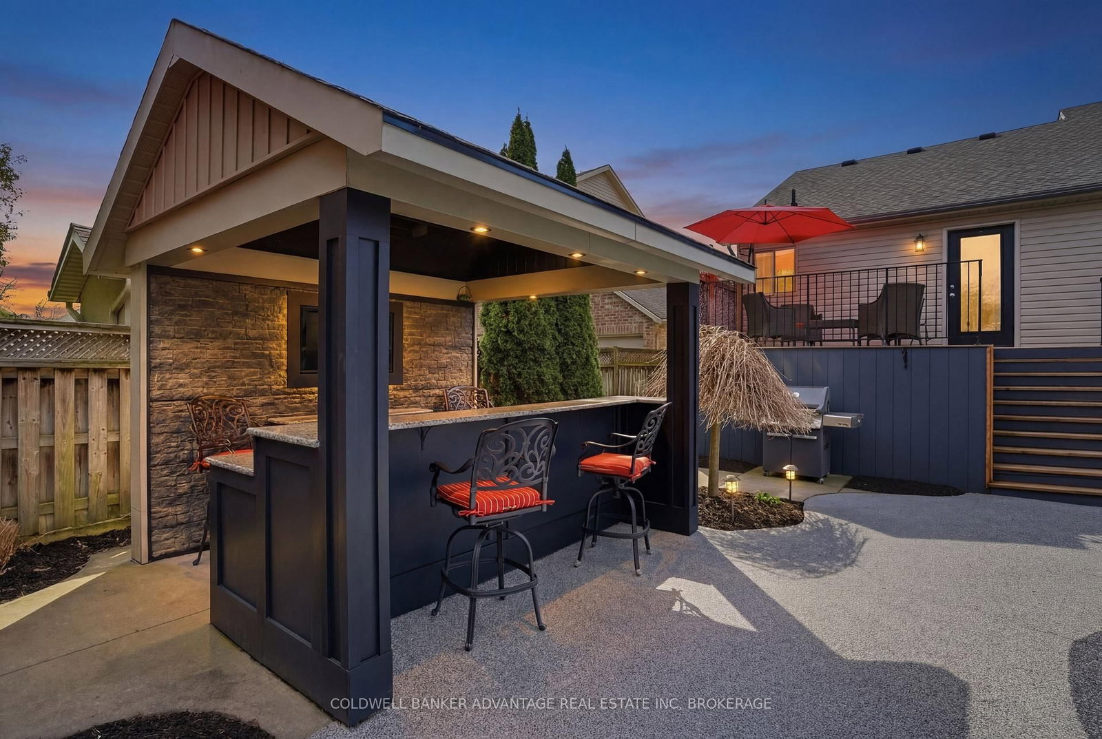 Detached House for sale at 9 Bacon Lane, Pelham, Ontario, L3E 0P5 - Fonthill - MLS: X12980868