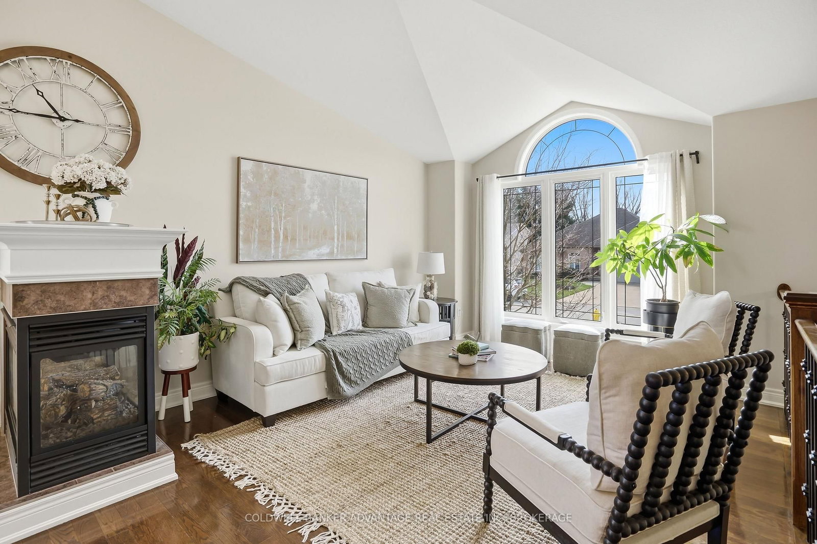 Detached House for sale at 9 Bacon Lane, Pelham, Ontario, L3E 0P5 - Fonthill - MLS: X12980868