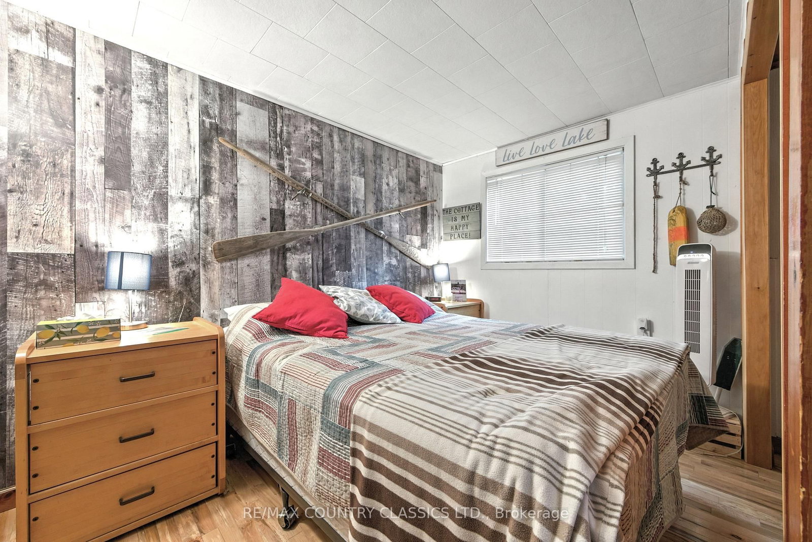 1258 Kamaniskeg Lake Road • Combermere, ON photo 17