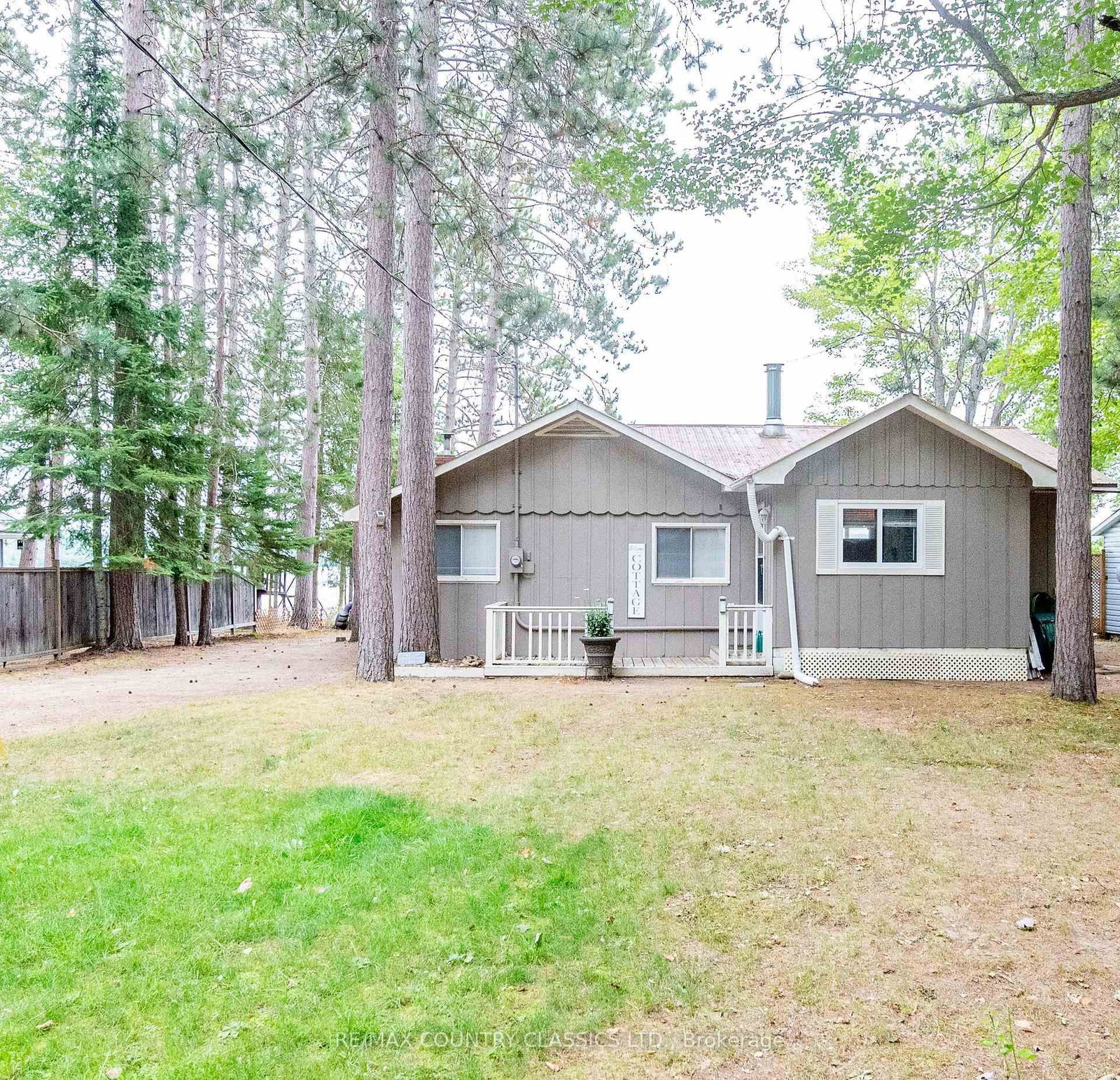 1258 Kamaniskeg Lake Road • Combermere, ON photo 25