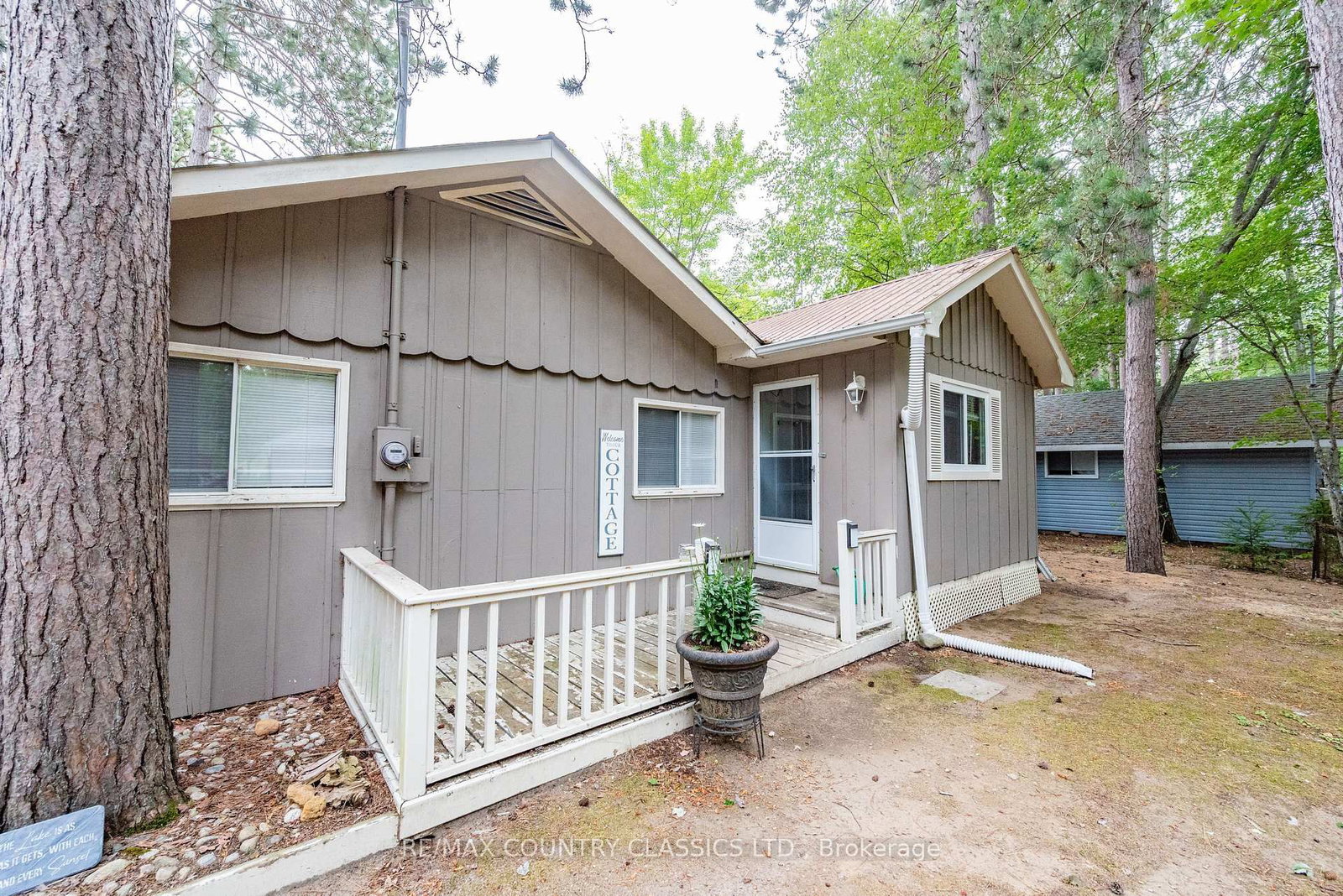 1258 Kamaniskeg Lake Road • Combermere, ON photo 29