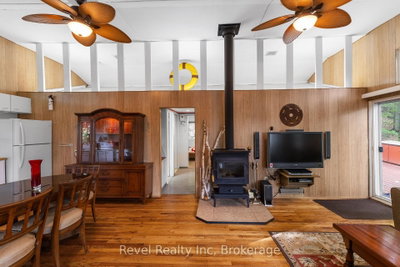 1096 Cowan Park Road — photo 5