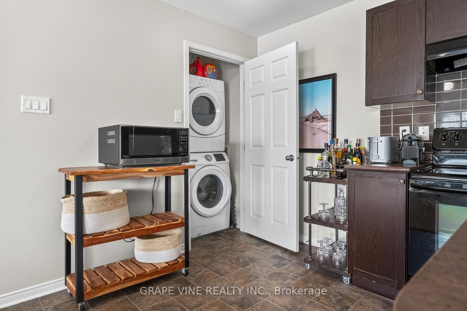 104 ARTESA Private, Unit F - Photo 17