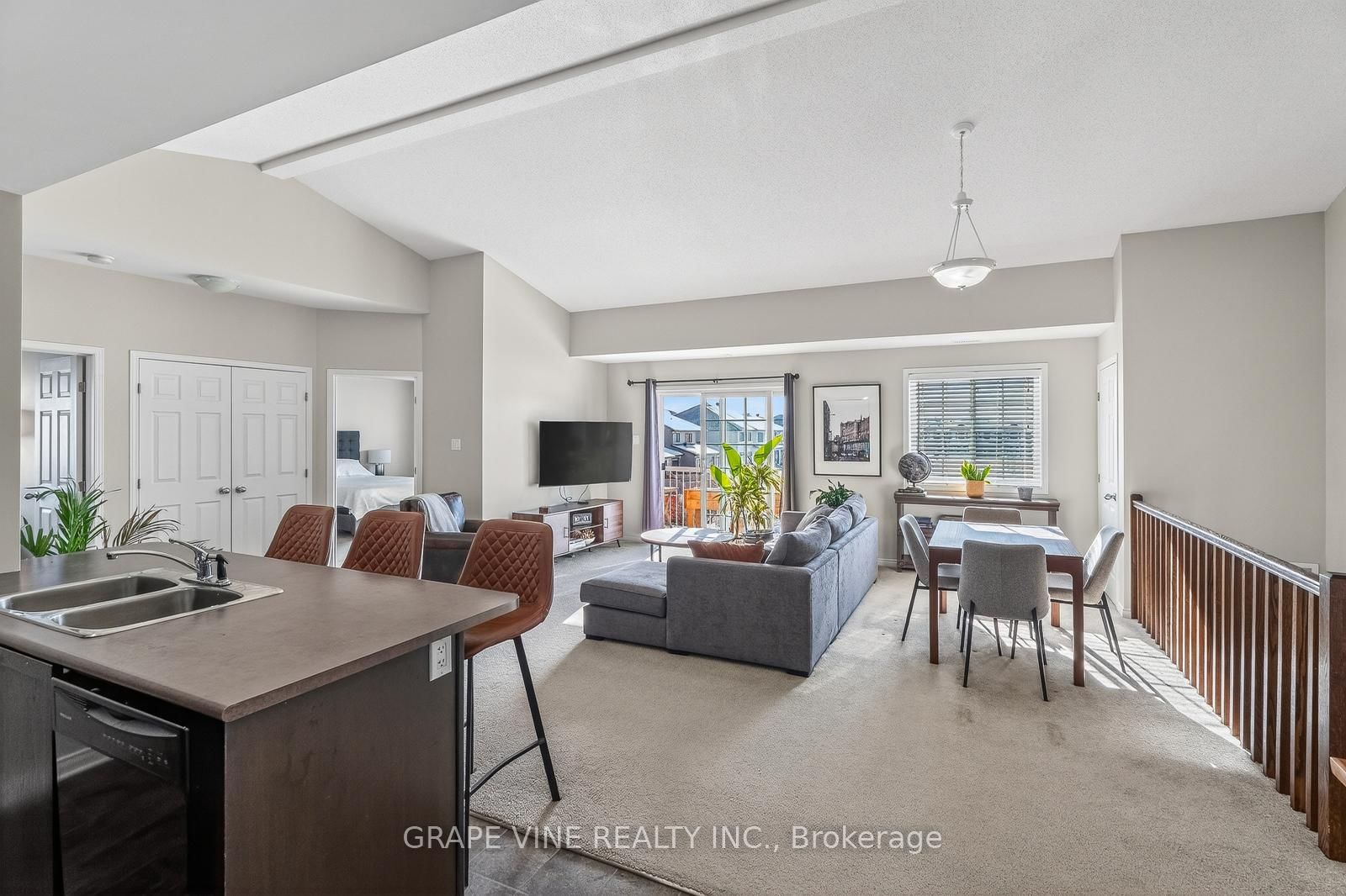 104 ARTESA Private, Unit F - Photo 18