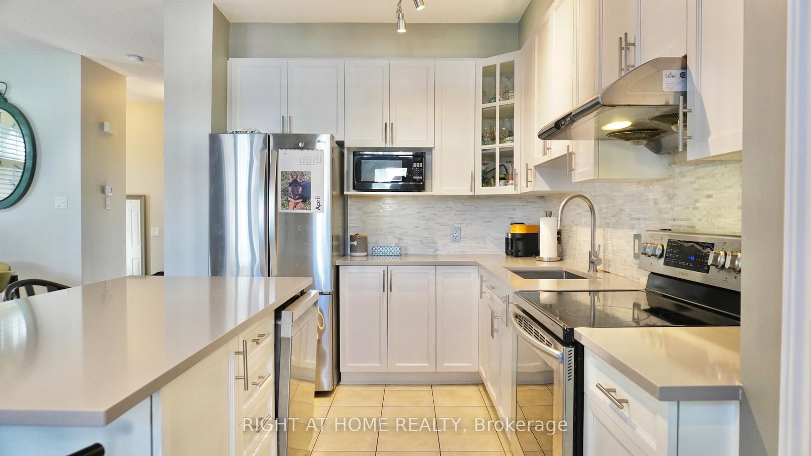 Townhouse for sale at D-29 Cresthaven Drive, Ottawa, Ontario, K2G 6T8 - Barrhaven East - MLS: X12981108