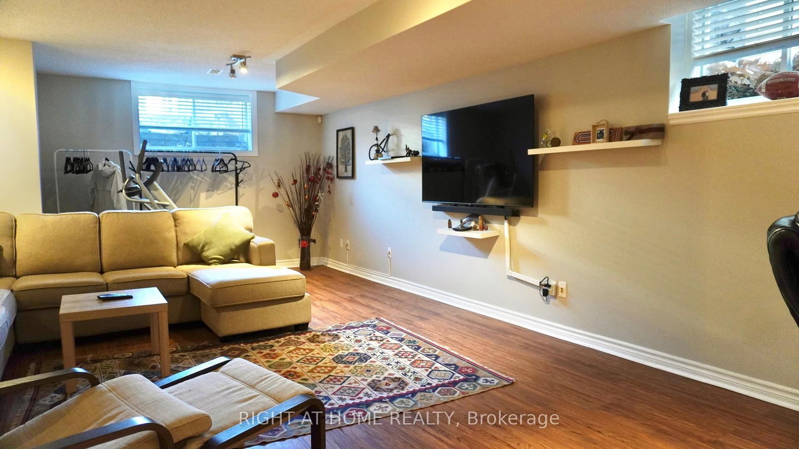 Townhouse for sale at D-29 Cresthaven Drive, Ottawa, Ontario, K2G 6T8 - Barrhaven East - MLS: X12981108