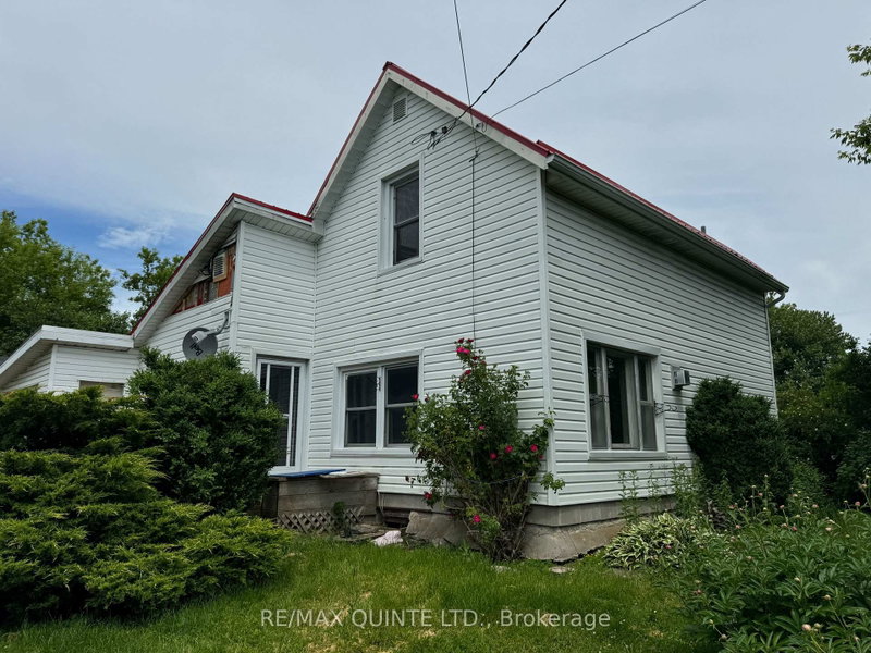 801 Old Highway 2
