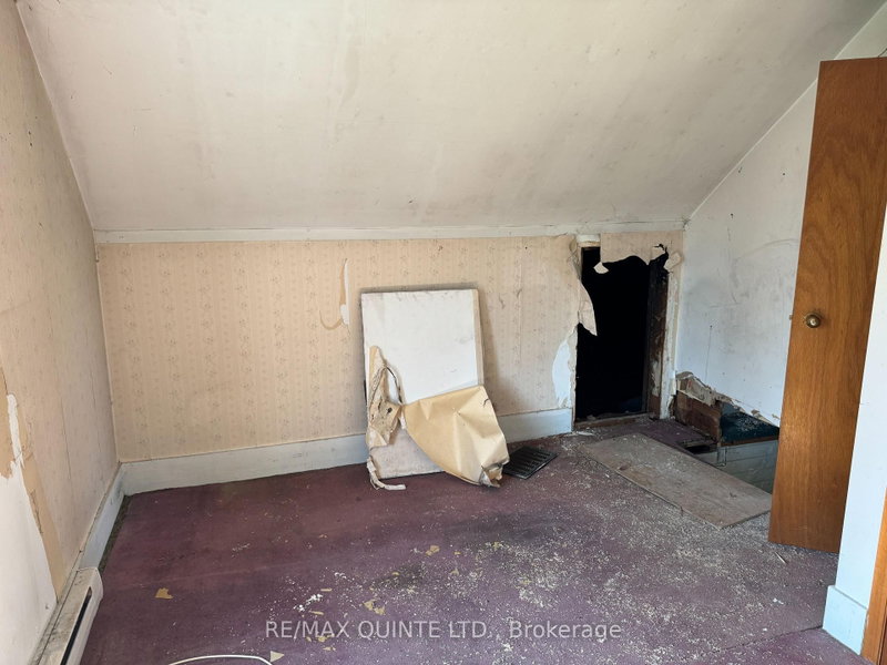 801 Old Highway 2 photo 5