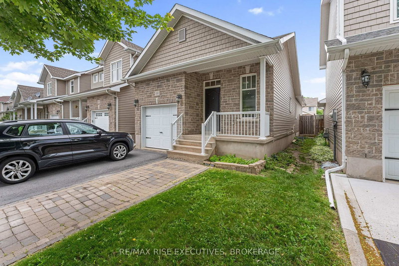 639 Walters St, Kingston, K7K 0B6 | Image 3