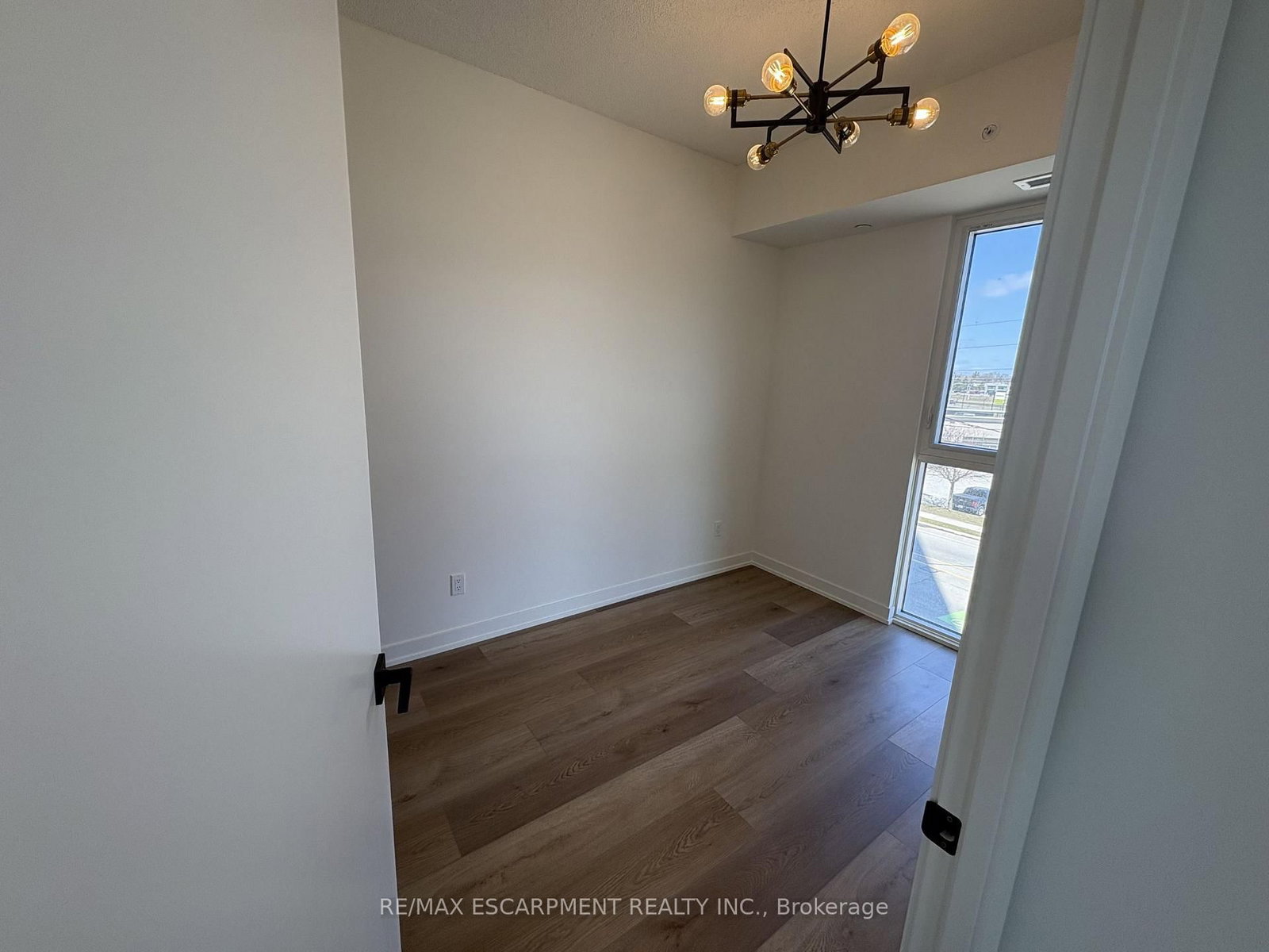 33 Erie Avenue, Unit 307 - Photo 6