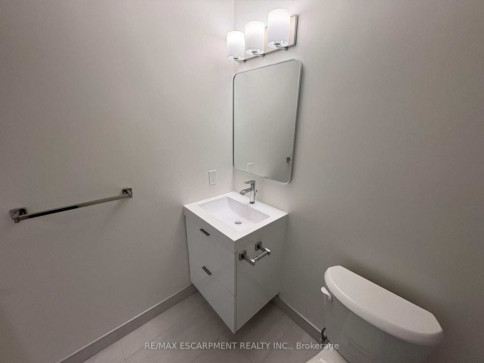 33 Erie Avenue, Unit 307 - Photo 8