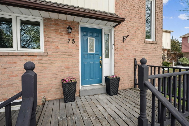 75 Berrisfield Cres, Hamilton, L8T 4X1 | Image 3