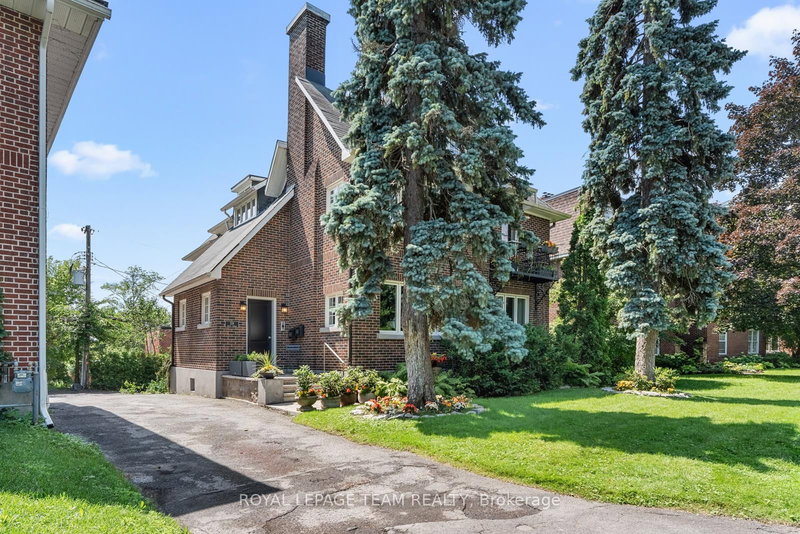 228 Rideau Terr, Ottawa, Ontario