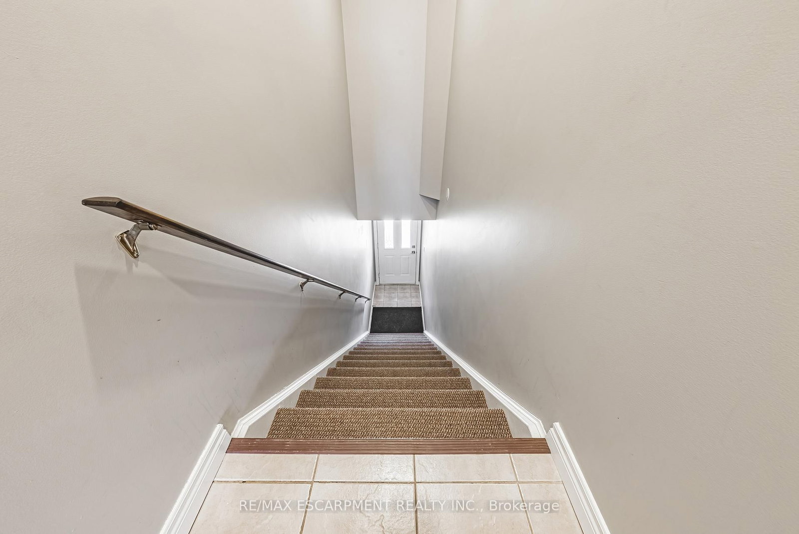 2 Harbour Drive, Unit 14 - Photo 4