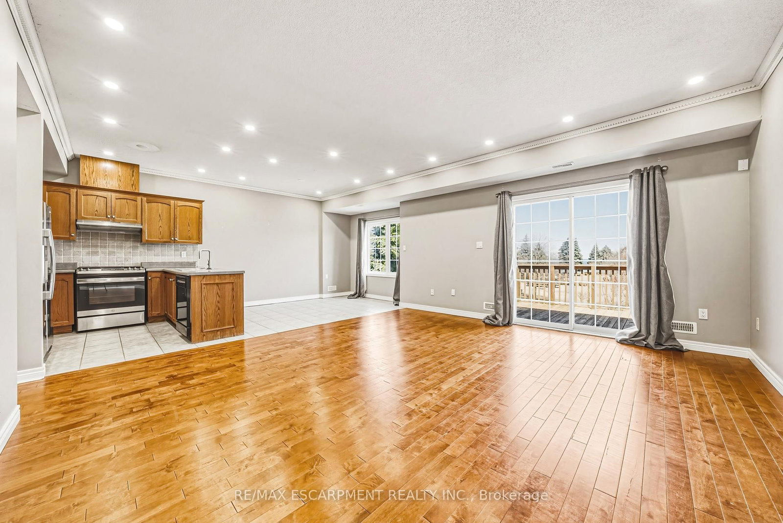 2 Harbour Drive, Unit 14 - Photo 5