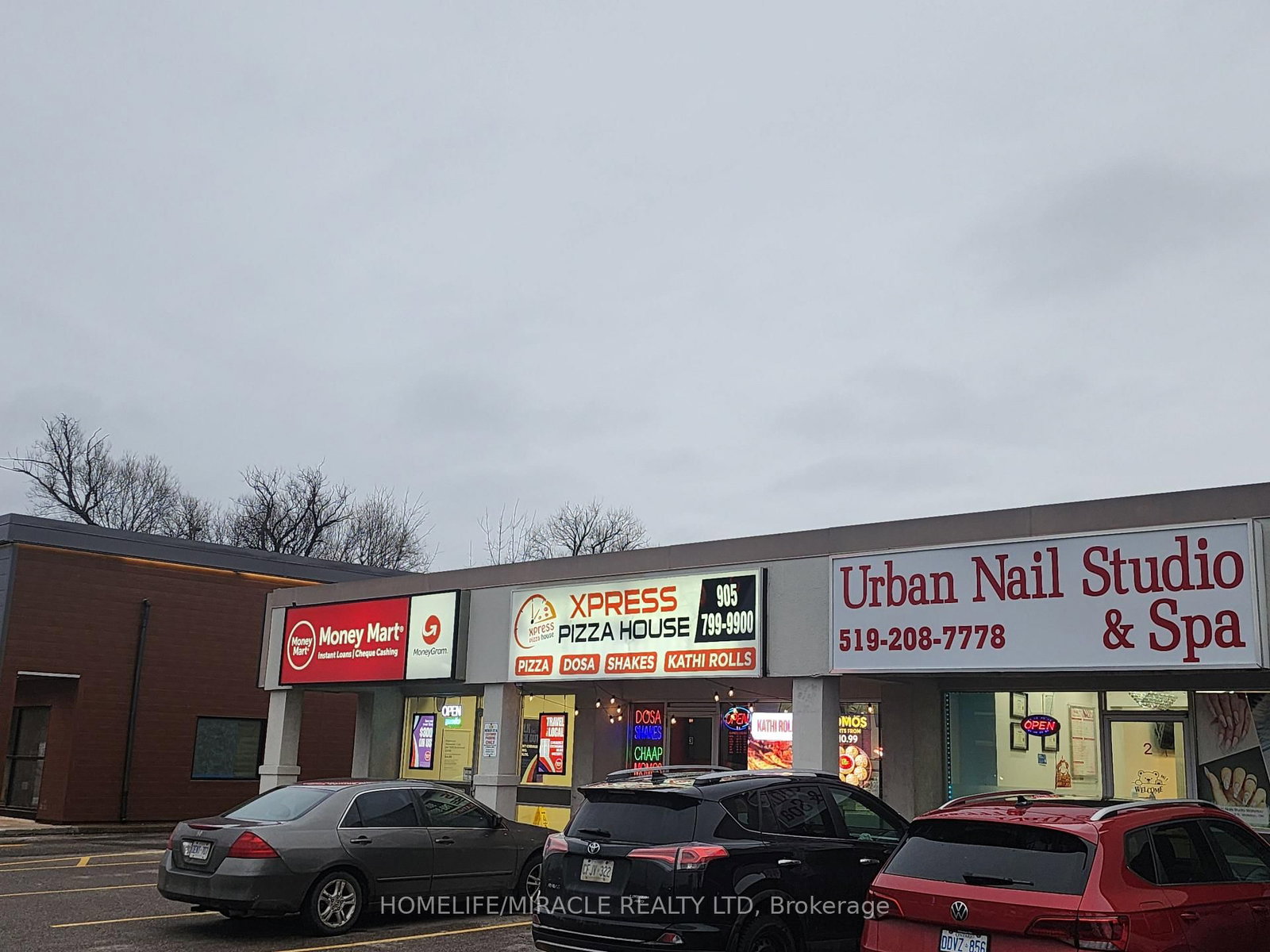 239 Weber Street N - Photo 2