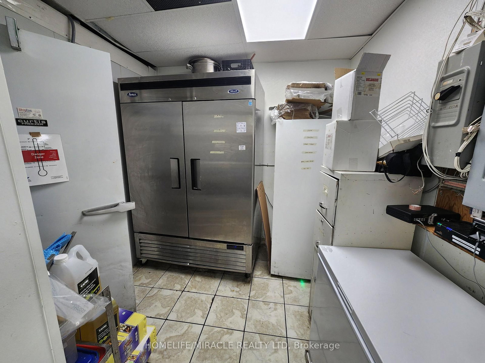 239 Weber Street N - Photo 6