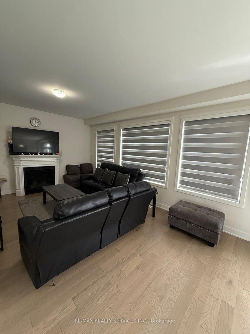 225 Flavelle Way, Peterborough, K9K 0J1 | Image 2