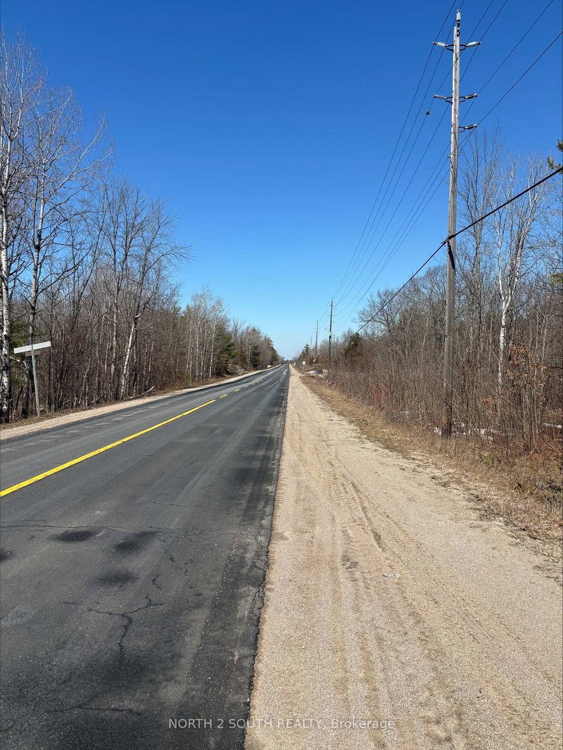 930 Honey Harbour Rd, Georgian Bay, L0K 1S0 | Image 3