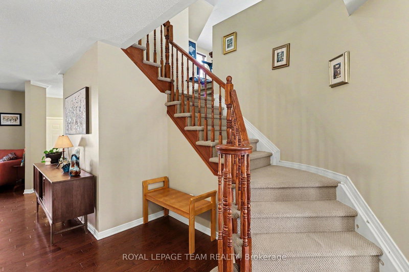 267 Northwind St, Orleans, K4A 5G5 | Image 3