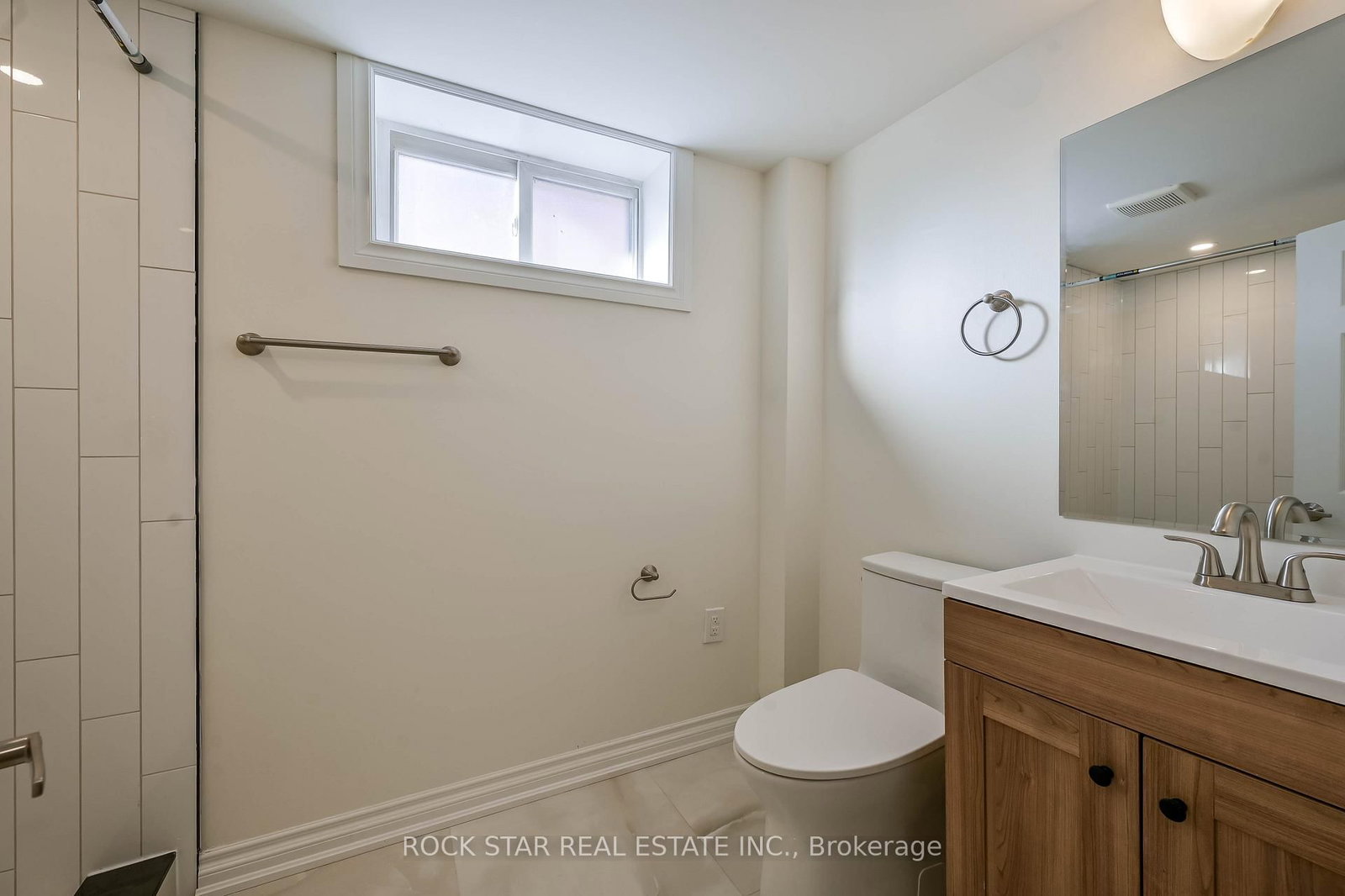 Detached House for sale at 76 Terrace Drive, Hamilton, Ontario, L9A 2Y6 - Balfour - MLS: X12981376