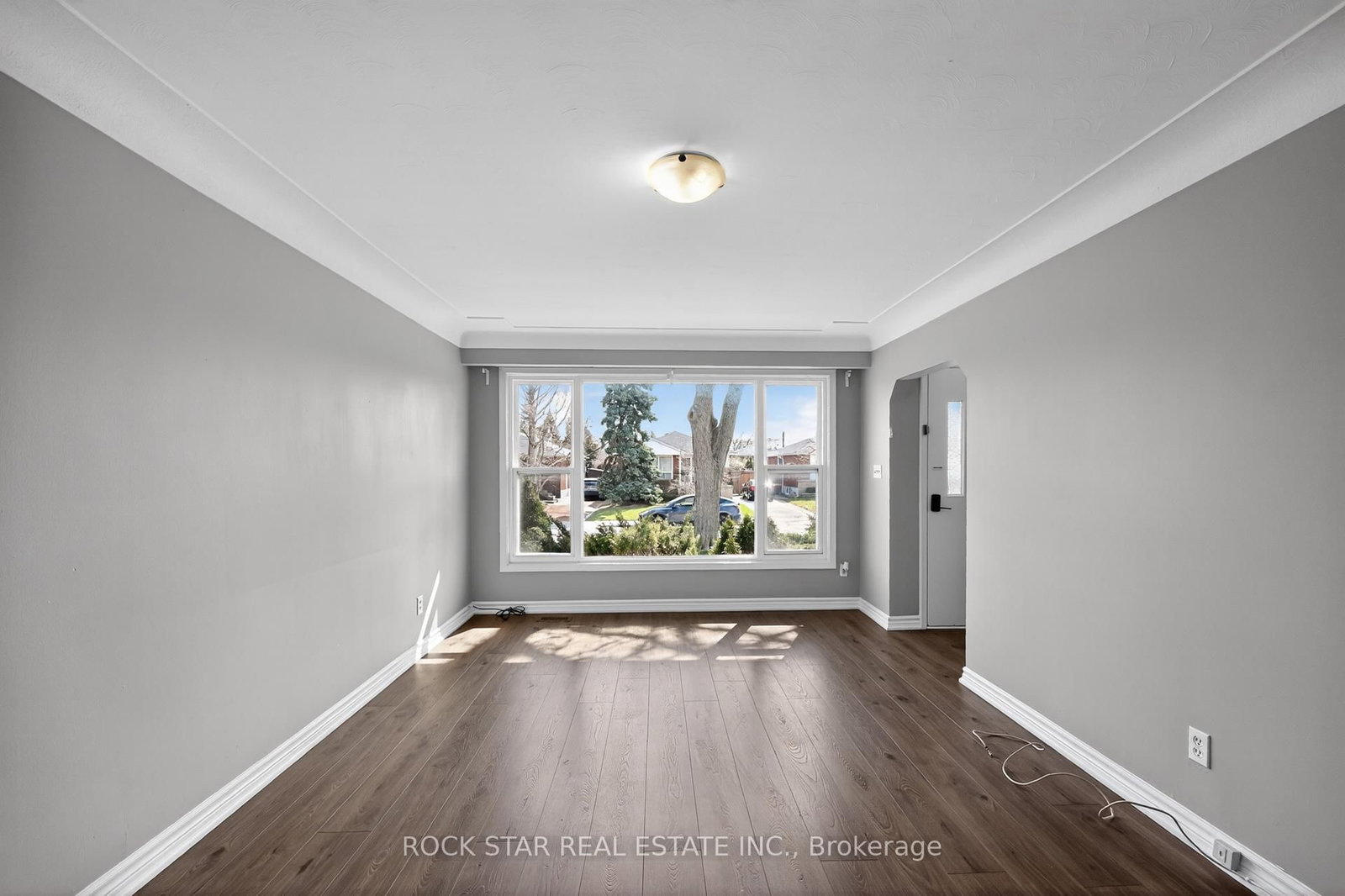 Detached House for sale at 76 Terrace Drive, Hamilton, Ontario, L9A 2Y6 - Balfour - MLS: X12981376