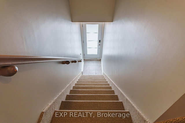 285 - 306 Masters Lane