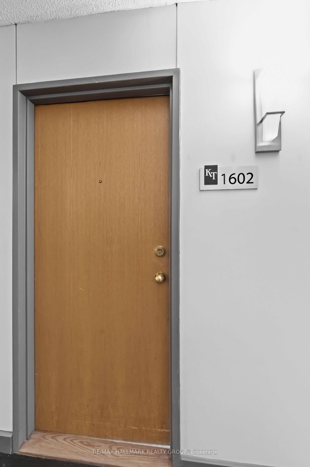 199 Kent Street N, Unit 1602 - Photo 13