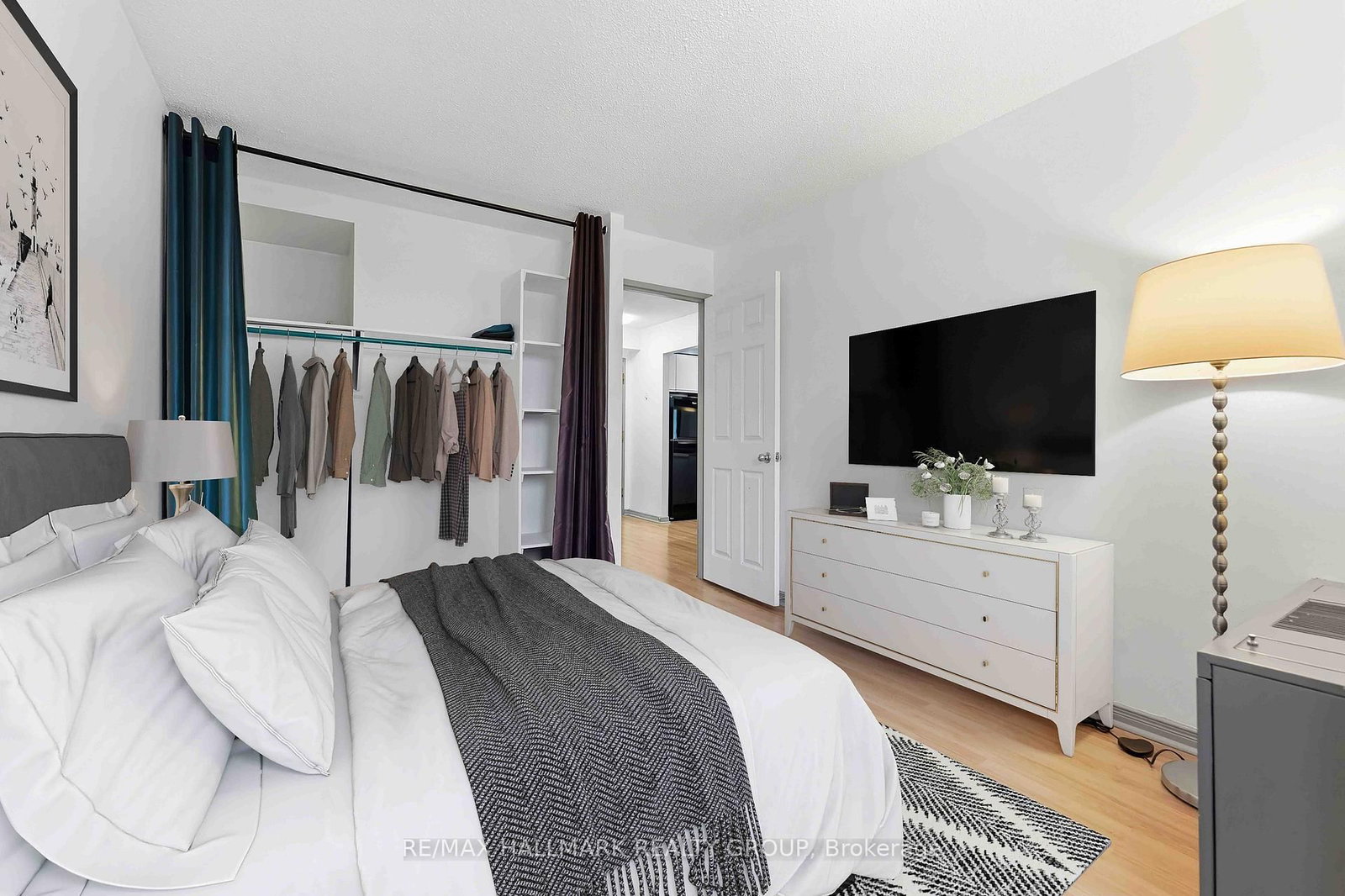 199 Kent Street N, Unit 1602 - Photo 29