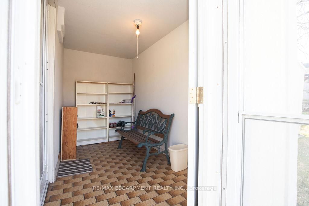 91 Pearl Street N • Hamilton, ON photo 10