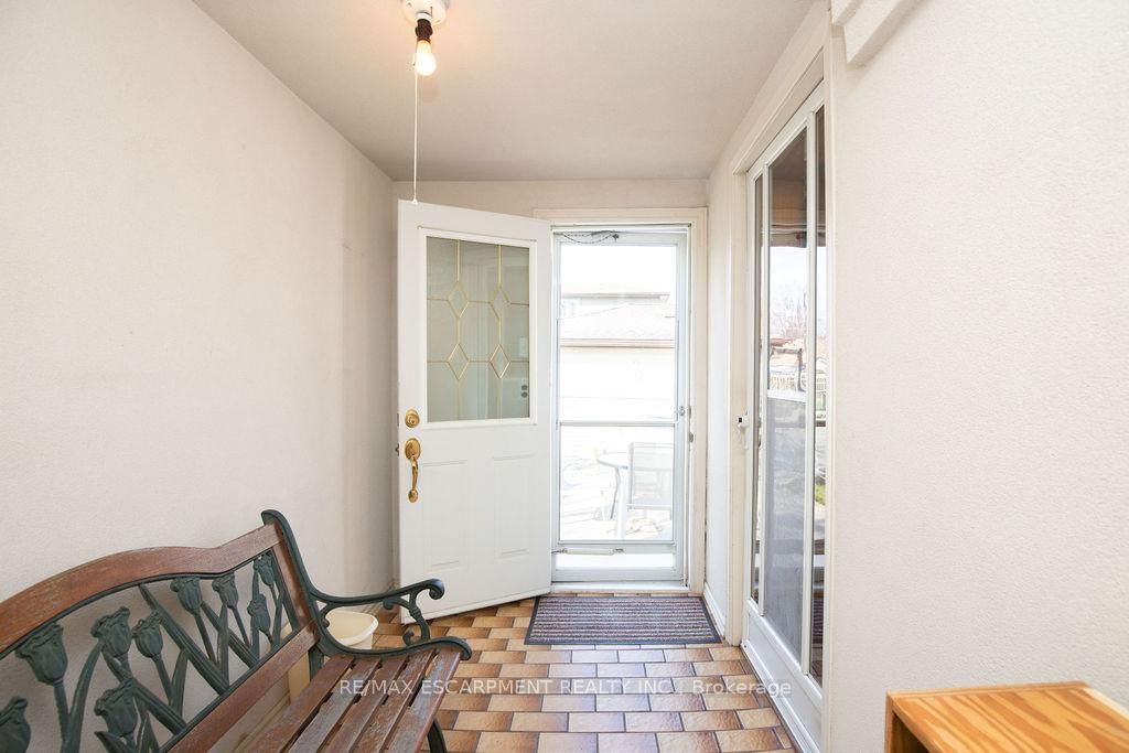 91 Pearl Street N • Hamilton, ON photo 11
