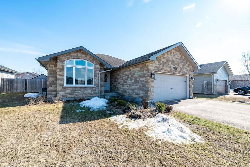 home for sale on 523 Turning Stone Crescent