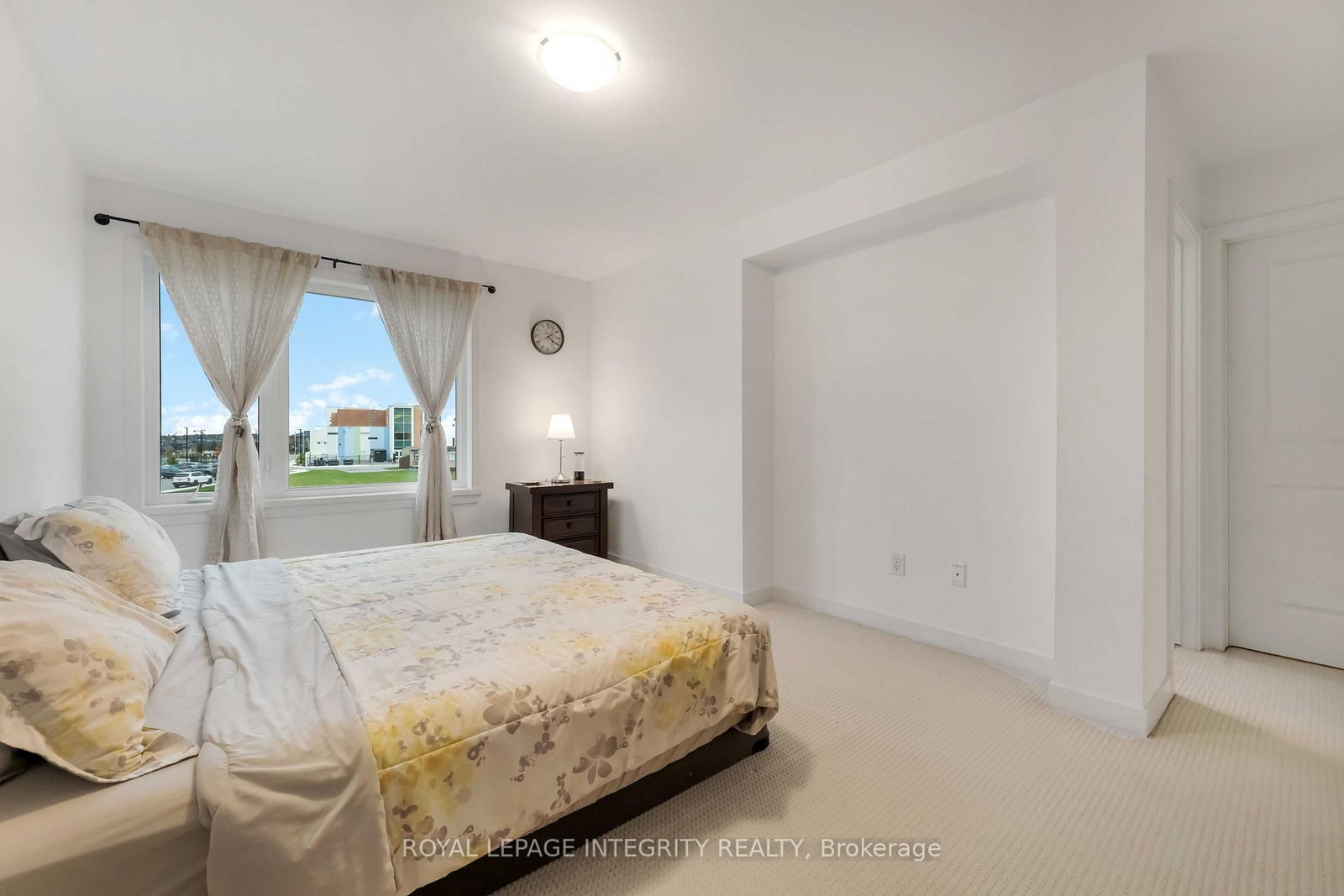 221 Finsbury Avenue - Photo 25