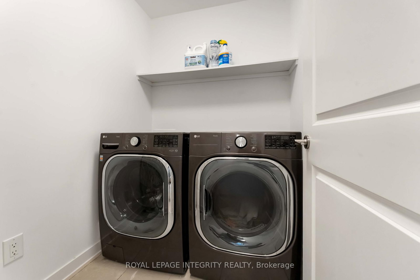 221 Finsbury Avenue - Photo 38