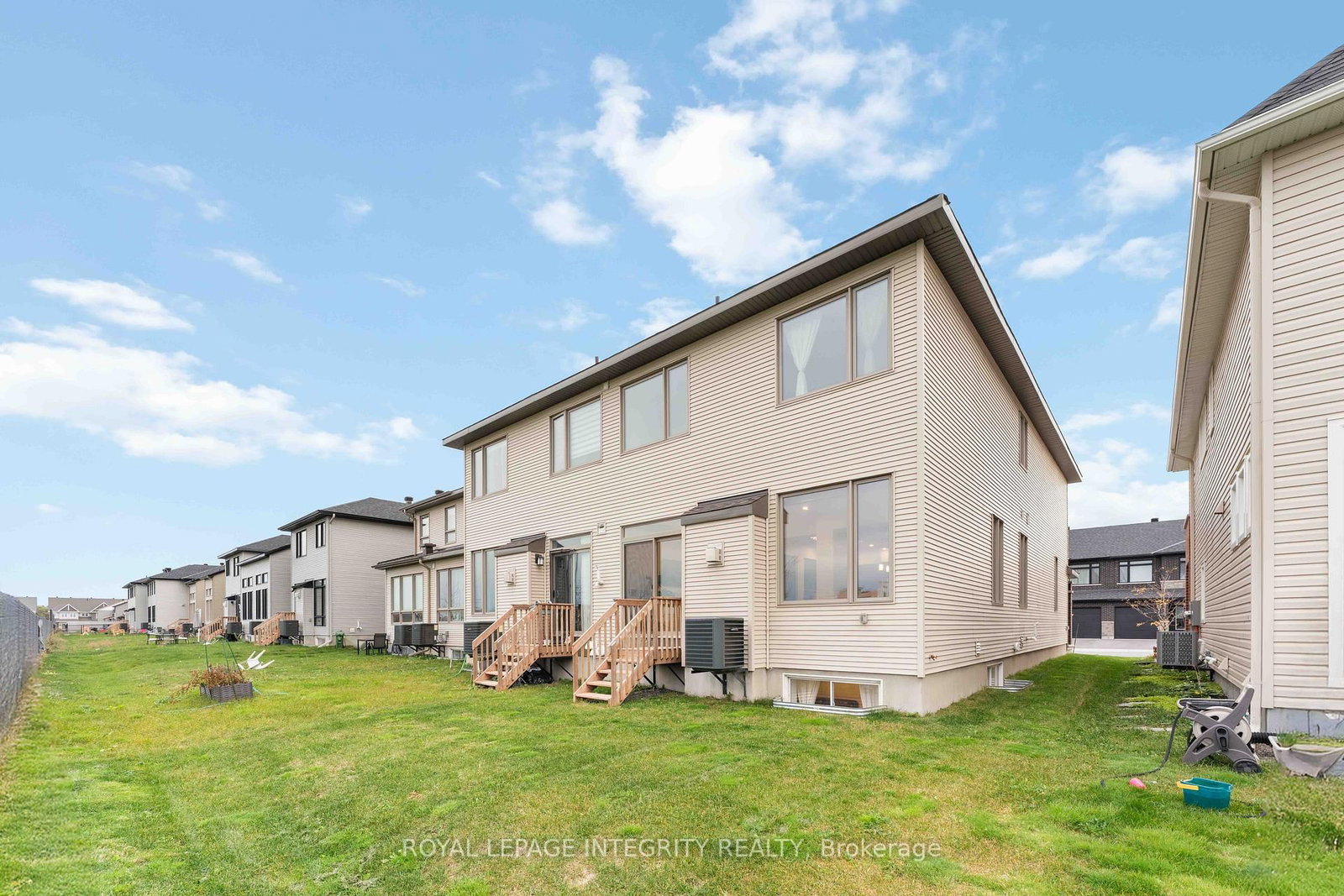 221 Finsbury Avenue - Photo 46