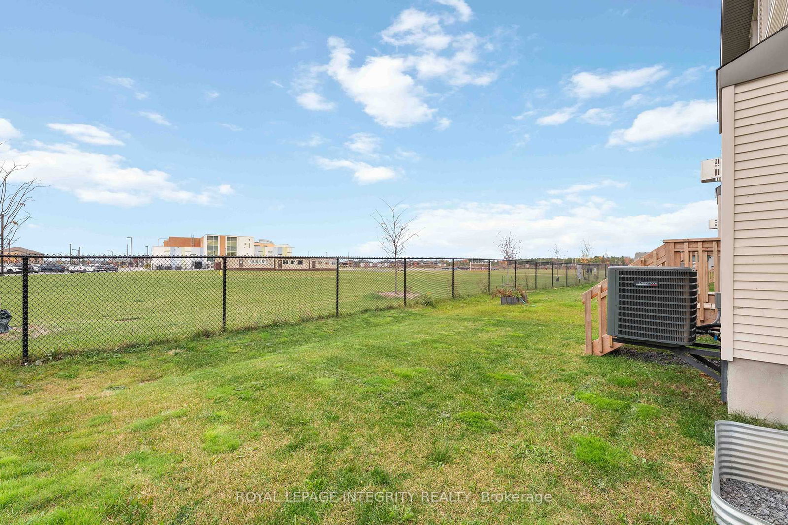 221 Finsbury Avenue - Photo 47