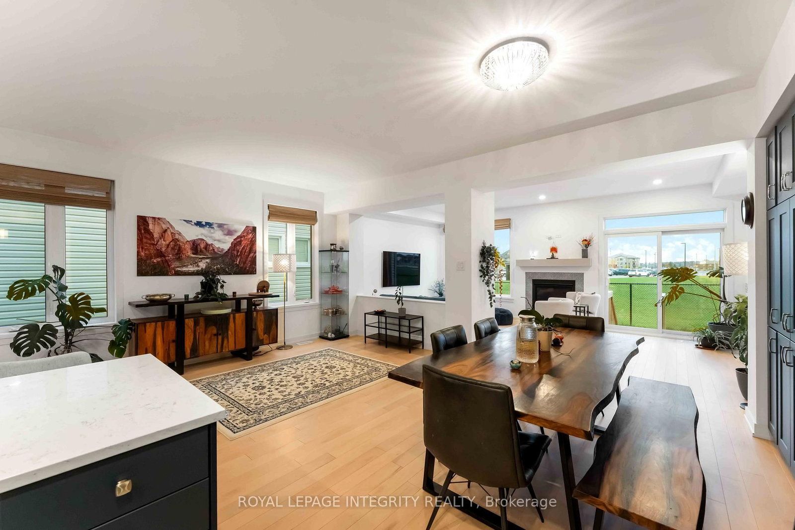 221 Finsbury Avenue - Photo 8