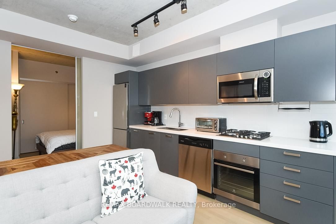 203 Catherine Street, Unit 1709 - Photo 11