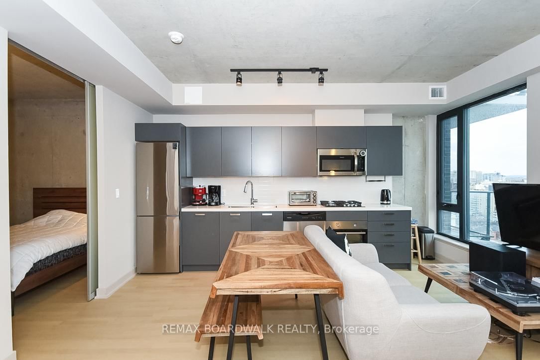 203 Catherine Street • #1709 • Ottawa, ON photo 4