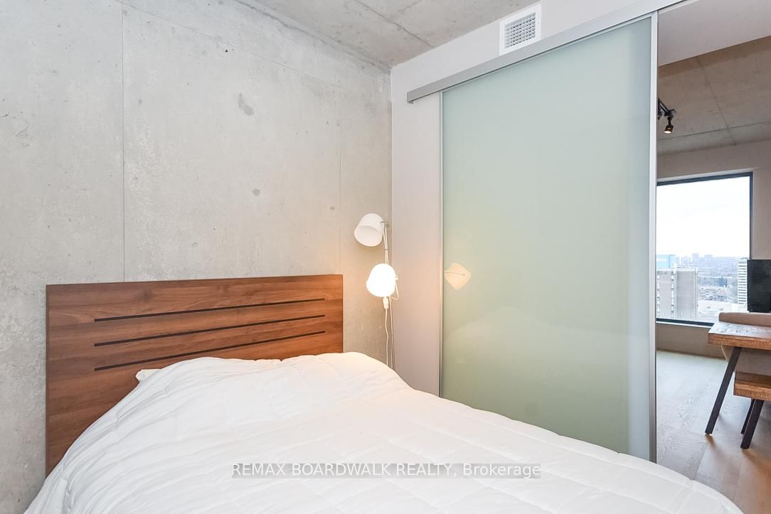 203 Catherine Street, Unit 1709 - Photo 9