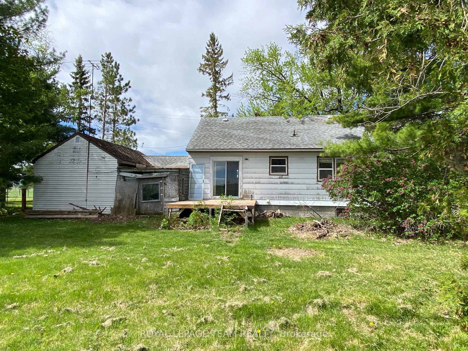 204 E Baskin Drive • Arnprior, ON photo 11