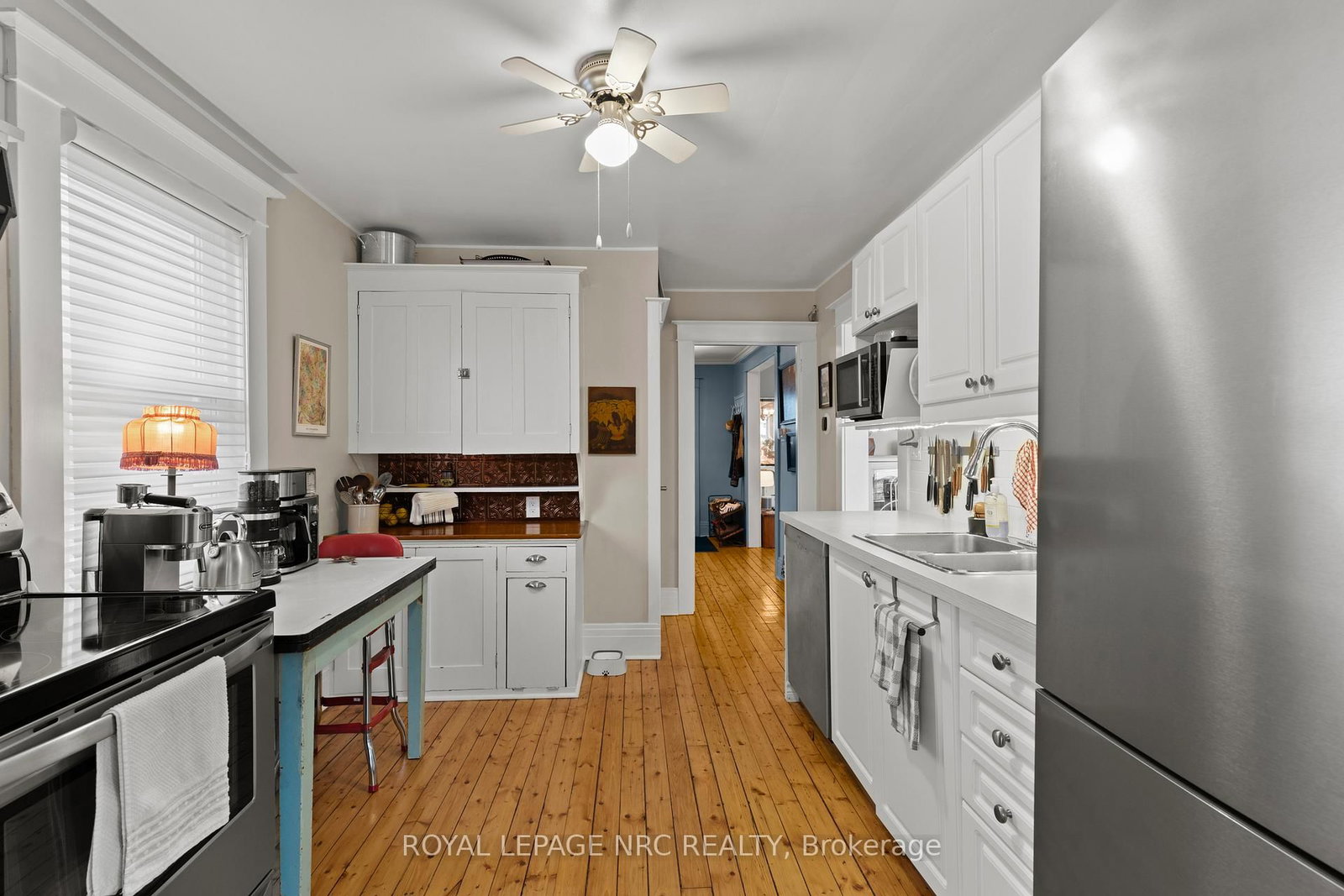 Detached House for sale at 51 Chaplin Avenue, St. Catharines, Ontario, L2R 2E4 - Downtown - MLS: X12981638