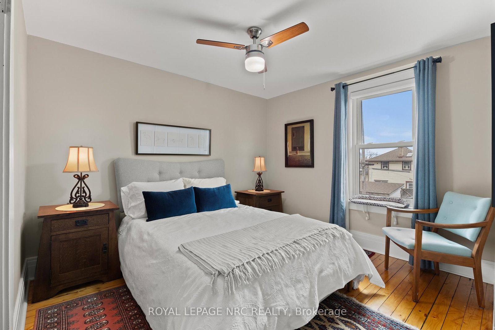 Detached House for sale at 51 Chaplin Avenue, St. Catharines, Ontario, L2R 2E4 - Downtown - MLS: X12981638